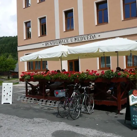 Inn Restaurace U Medveda 3*