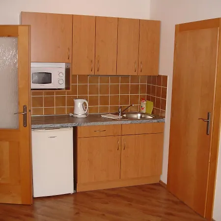 Restaurace U Medveda 3* Starkov (Hradec Kralove)
